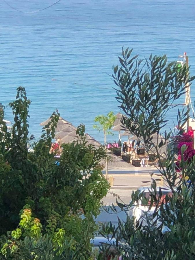 Thomas House Near The Beach Nea Kallikrateia Luaran gambar